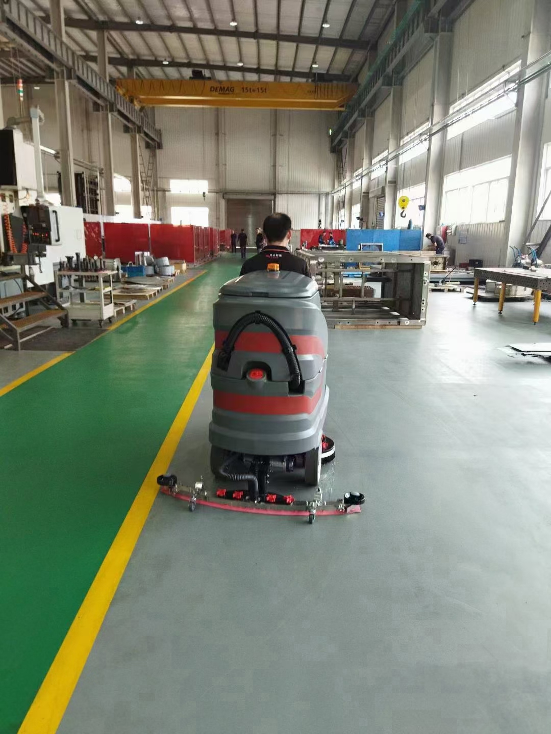 工廠洗地機(jī)環(huán)氧地坪好嗎